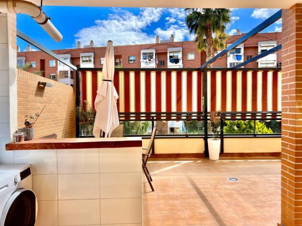 Piso en calle Nadadora Carmen Soto, 2