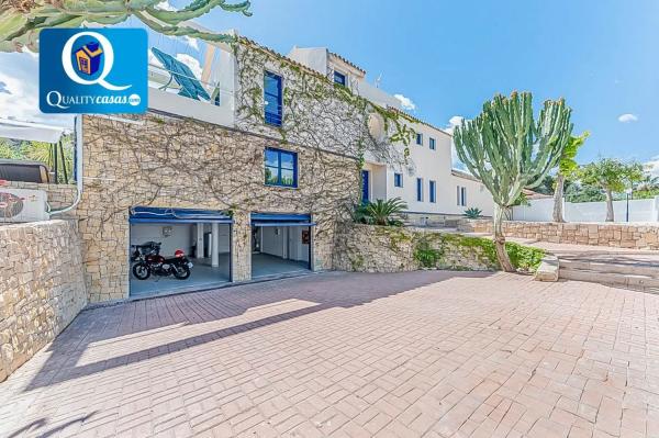 Chalet en Barrio Vistahermosa