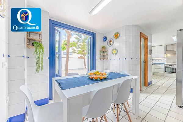 Chalet en Barrio Vistahermosa