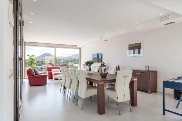 Casa independiente en calle Montíboli