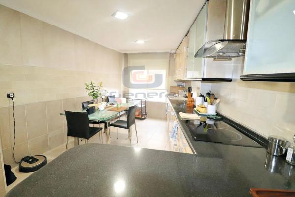 Piso en calle Sagra
