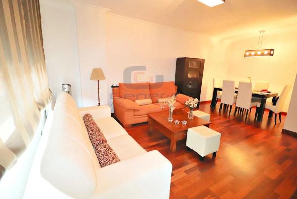 Piso en calle Sagra