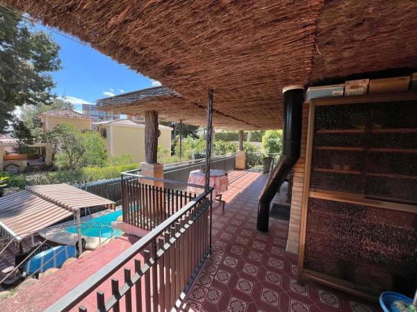 Casa independiente en avenida Albufereta