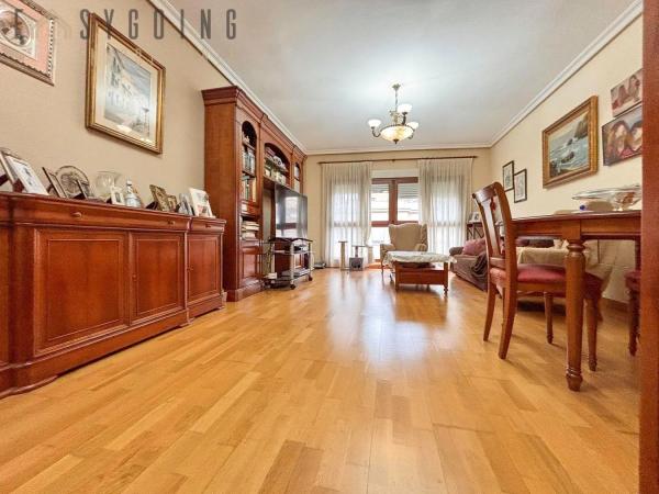 Piso en calle San Vicente