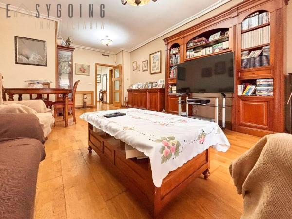 Piso en calle San Vicente