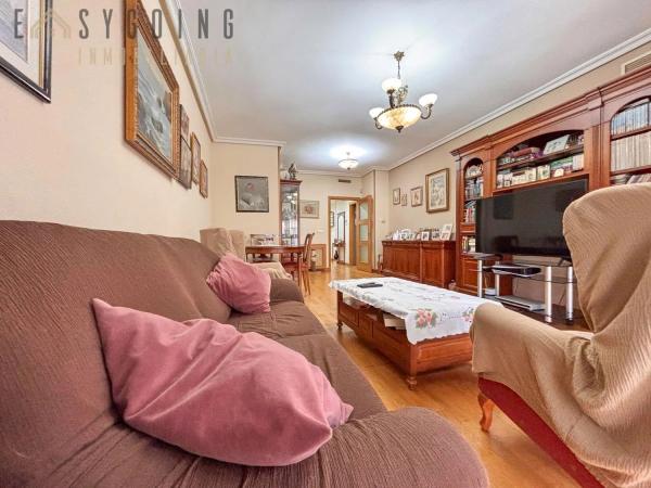 Piso en calle San Vicente