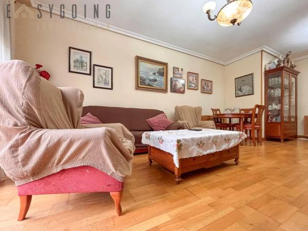 Piso en calle San Vicente