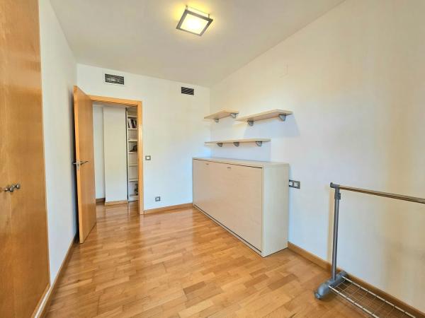 Piso en calle Nadadora Carmen Soto