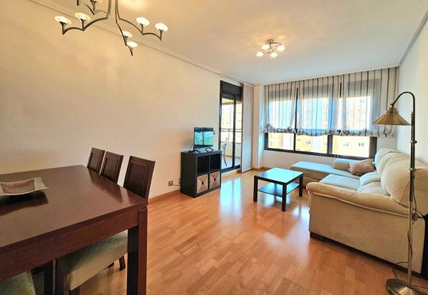 Piso en calle Nadadora Carmen Soto