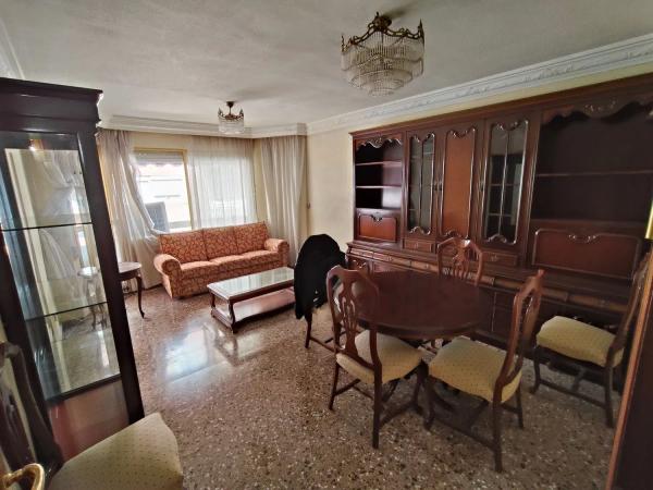 Piso en calle Italia