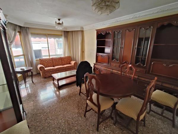 Piso en calle Italia