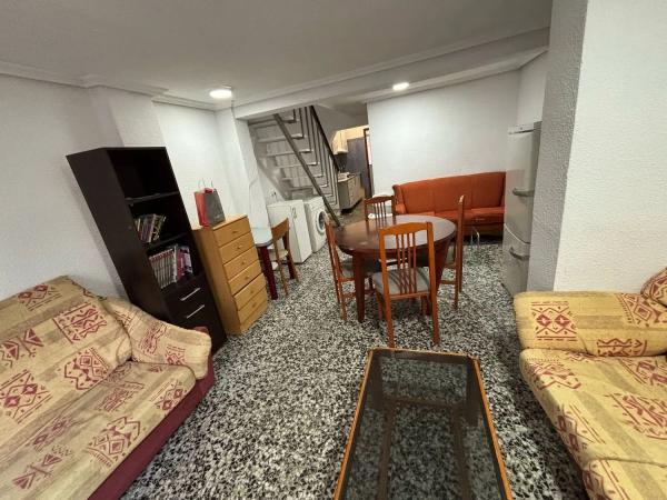 Estudio en calle Cánovas del Castillo, 41