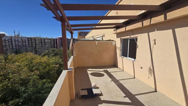 Ático en calle Aparisi Guijarro