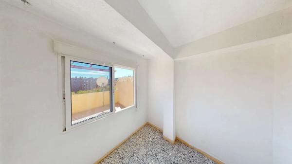 Ático en calle Aparisi Guijarro