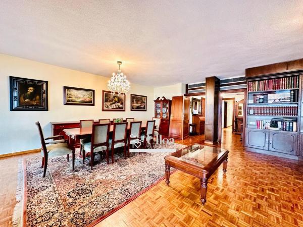 Piso en avenida de Ramón y Cajal