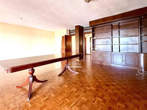 Piso en avenida de Ramón y Cajal