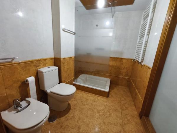 Piso en avenida de Ramón y Cajal, 6