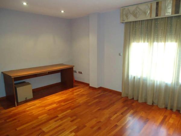 Chalet en Barrio Ciudad de Asís - Font-Calent - El Bacarot