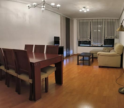 Piso en calle Nadadora Carmen Soto, 2