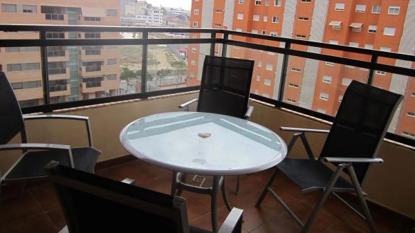 Piso en calle Nadadora Carmen Soto, 2