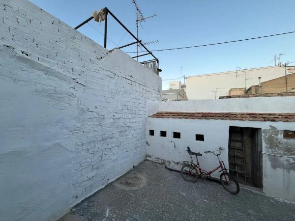 Casa independiente en calle Agustín Santonja