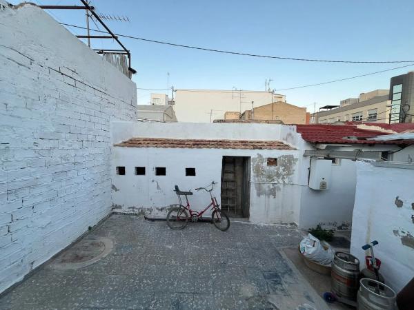 Casa independiente en calle Agustín Santonja