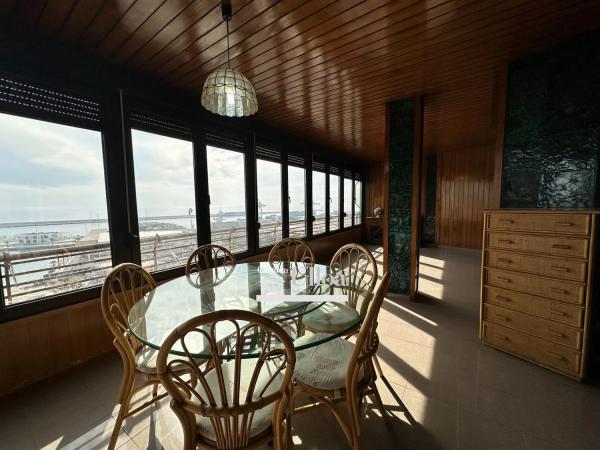 Piso en avenida de Ramón y Cajal