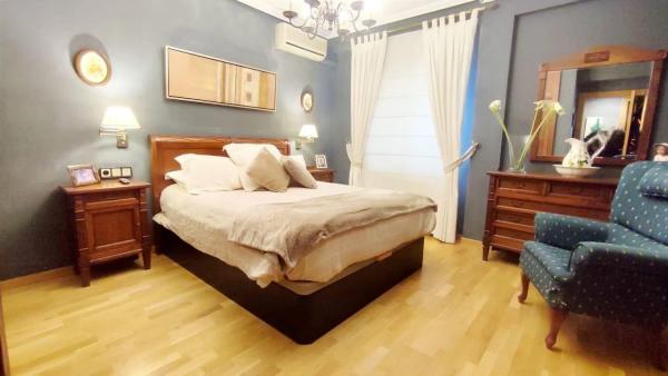 Piso en calle del Médico Pascual Pérez, 28