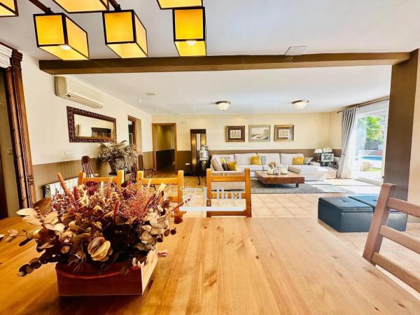 Casa independiente en calle de las Redes