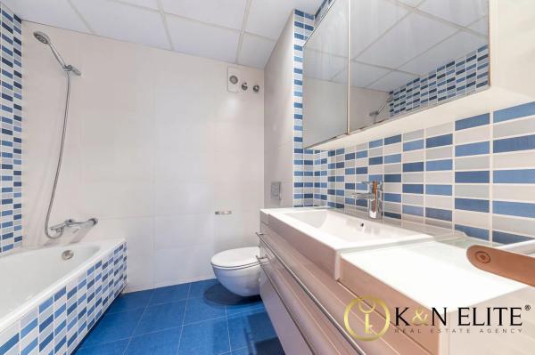 Chalet pareado en calle de la Cherna