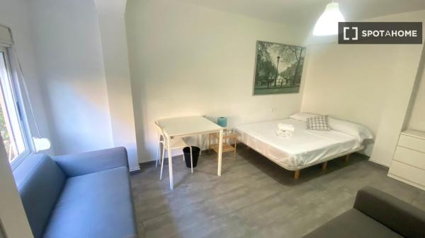 Habitaciones en alquiler en piso compartido en Valencia