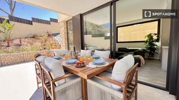 Piso entero de 4 habitaciones en Sant Pere de Ribes