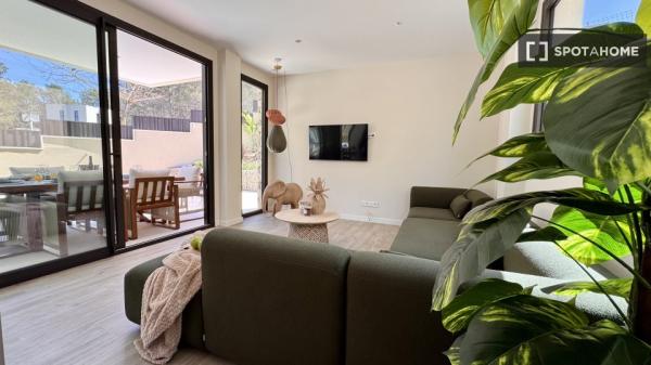 Piso entero de 4 habitaciones en Sant Pere de Ribes