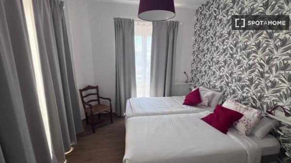 Piso de 2 dormitorios en alquiler en Sevilla