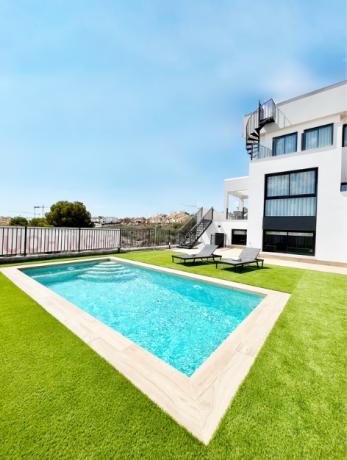 Arena Golf La Finca villas