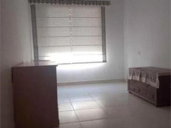 Piso en avenida d'Alcoi