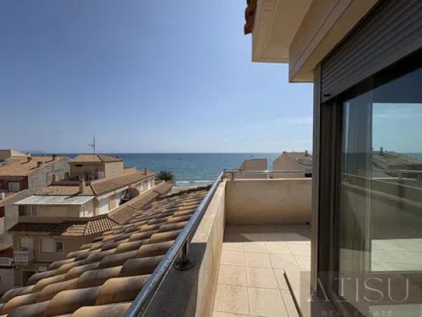 Dúplex en avenida del Carrer de la Mar