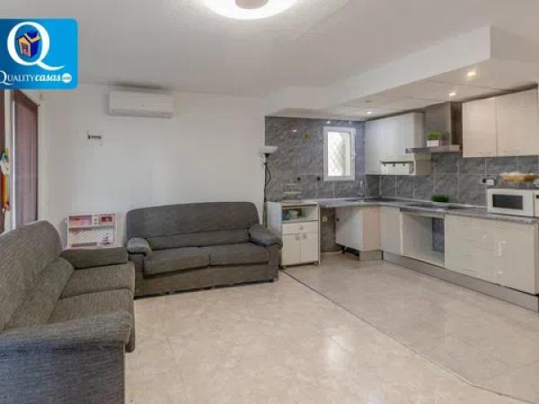 Chalet en Pueblo Español - Coveta Fumá