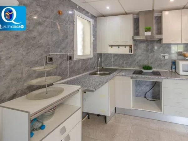 Chalet en Pueblo Español - Coveta Fumá