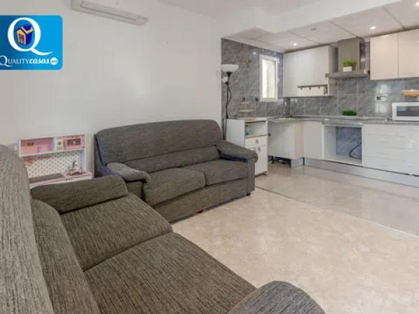 Chalet en Pueblo Español - Coveta Fumá