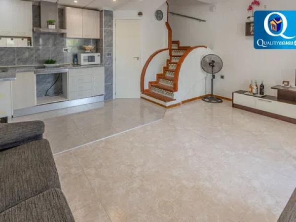 Chalet en Pueblo Español - Coveta Fumá