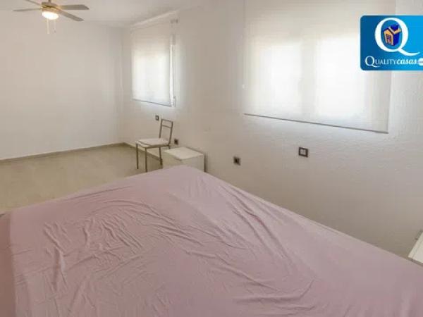 Chalet en Pueblo Español - Coveta Fumá