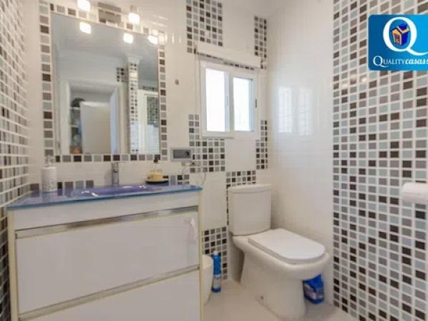 Chalet en Pueblo Español - Coveta Fumá