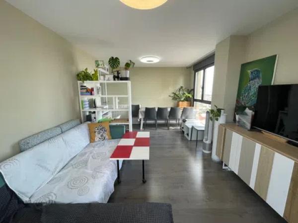 Piso en calle de Juan de la Cierva