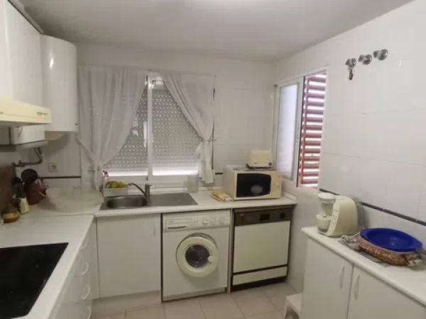 Piso en calle Ginjoler, 25