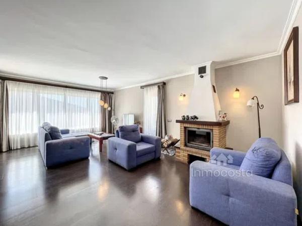 Casa independiente en calle Copenhaghen