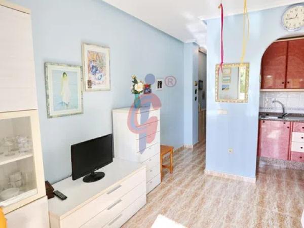 Piso en avenida de Cervantes, 92