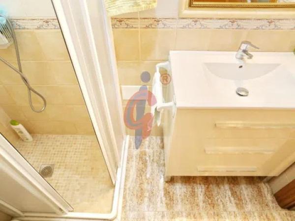 Piso en avenida de Cervantes, 92