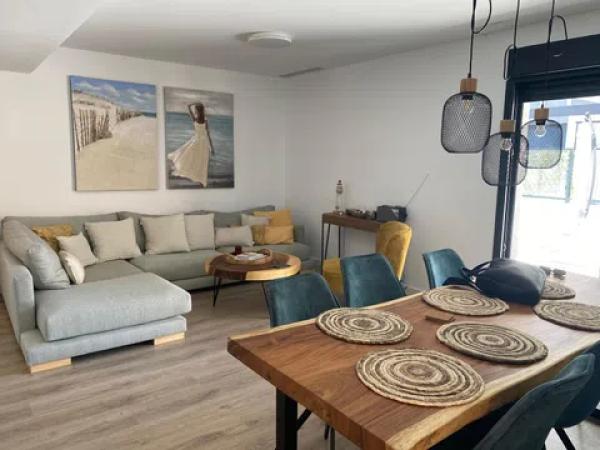 Piso en avenida del Trenc d'Alba