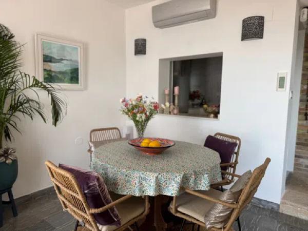 Chalet adosado en cuesta de San Antonio, 14